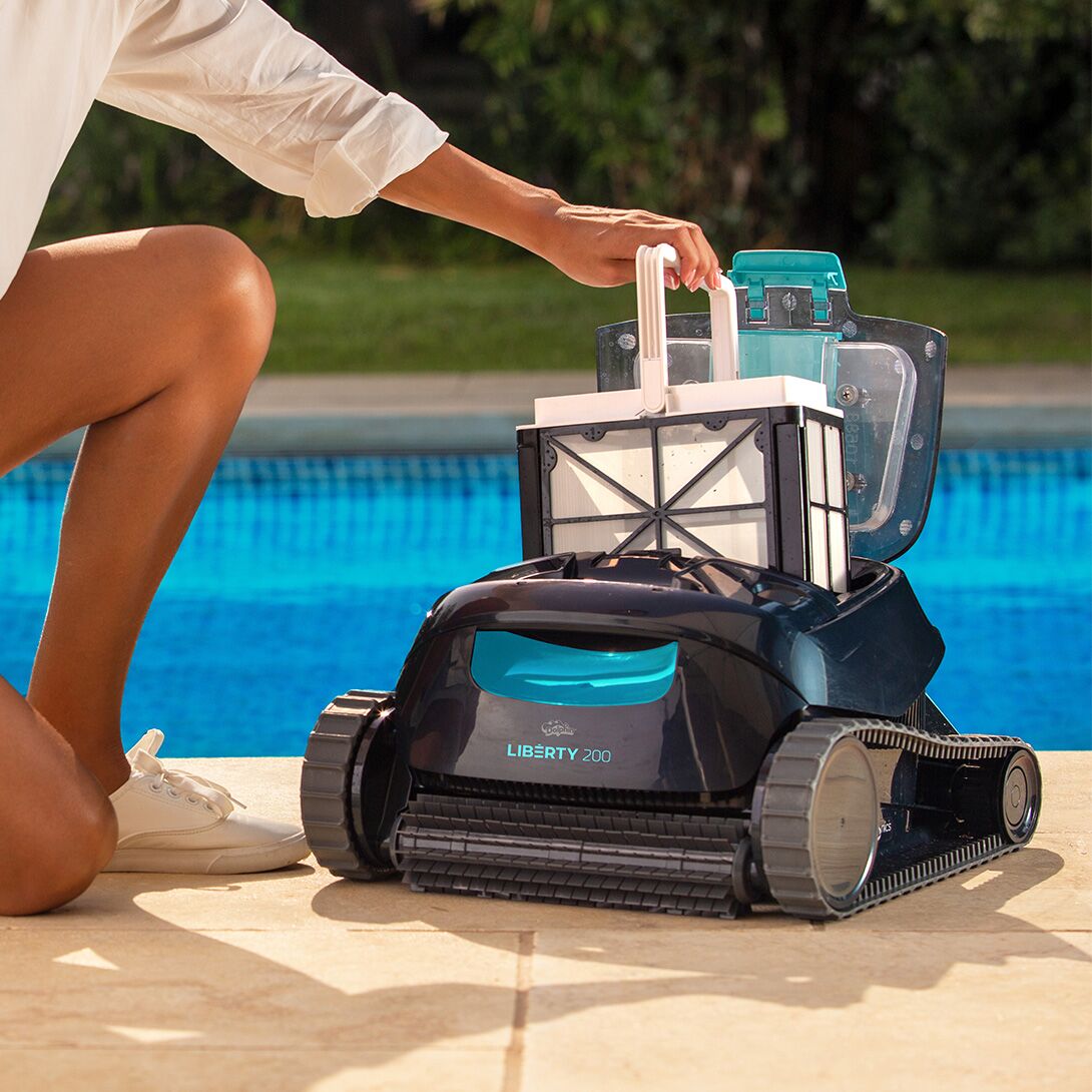Dolphin Liberty 200 Robotic Pool Cleaner Poolbots