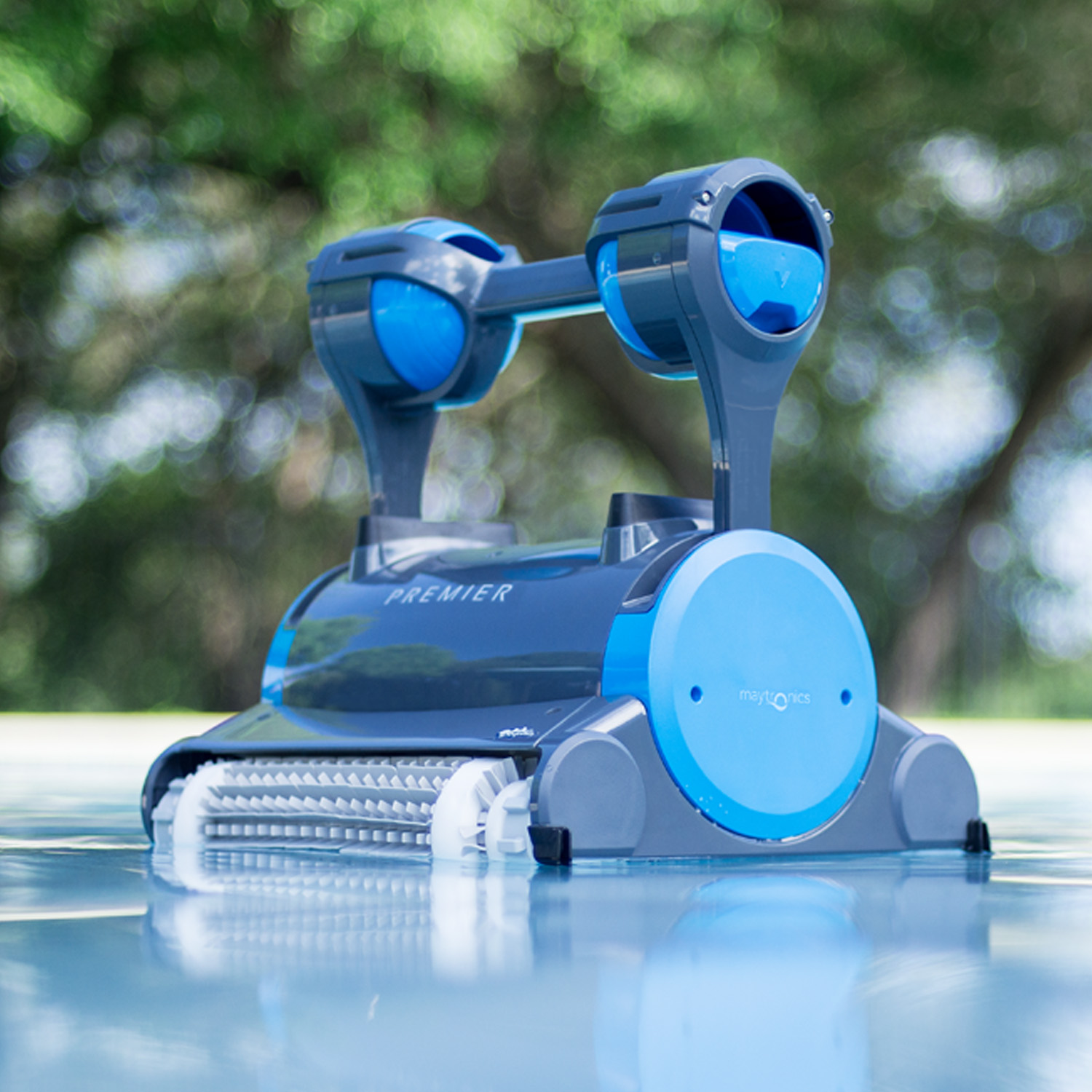 Dolphin Premier Robotic Pool Cleaner